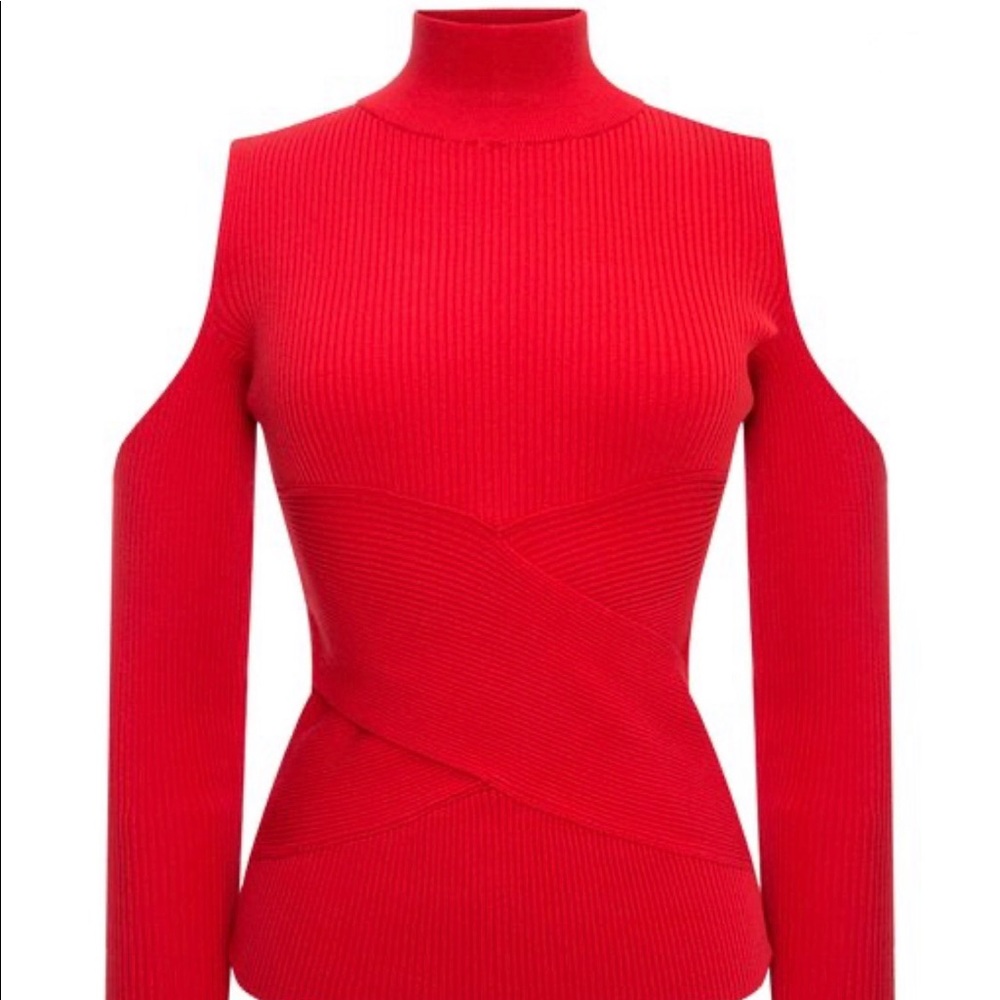 CROSS CUT SHOULDER KNIT SWEATER